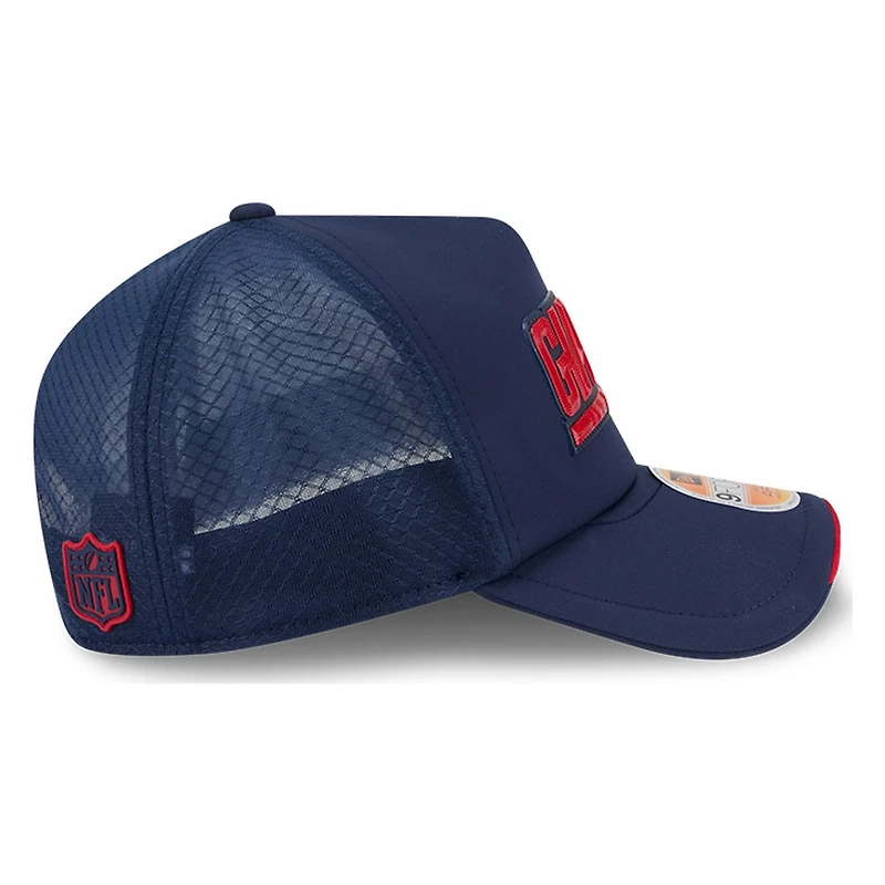 New York Giants Navy Historic Throwback 2026 NFL Sideline Era 9FORTY Apex Adjustable Trucker Hat