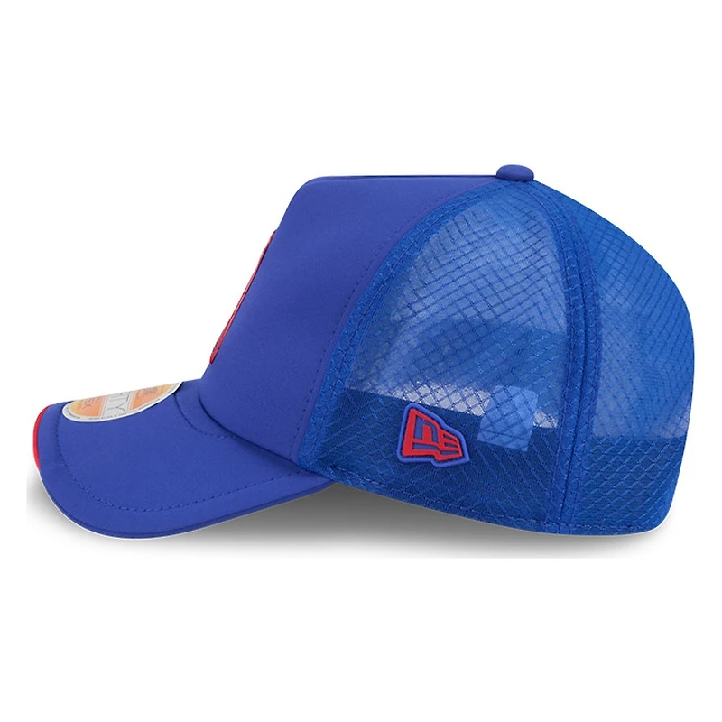 New England Patriots Royal Blue Historic Throwback 2026 NFL Sideline Era 9FORTY Apex Adjustable Trucker Hat