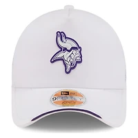 Minnesota Vikings White 2026 NFL Sideline New Era 9FORTY Apex Adjustable Trucker Hat