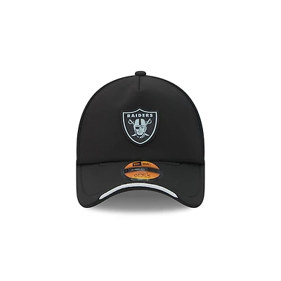 Las Vegas Raiders Black 2026 NFL Sideline New Era 9FORTY Apex Adjustable Trucker Hat