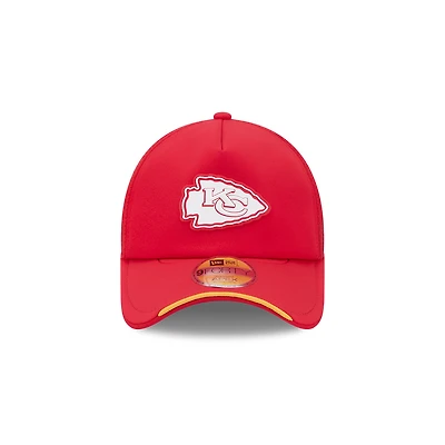 Kansas City Chiefs Red 2026 NFL Sideline New Era 9FORTY Apex Adjustable Trucker Hat