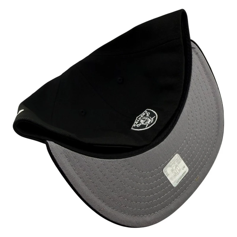 Las Vegas Raiders Black Old English Wordmark NFL New Era 59FIFTY Fitted Hat