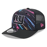 New York Giants Black 2026 Crucial Catch New Era 9SEVENTY Trucker Hat