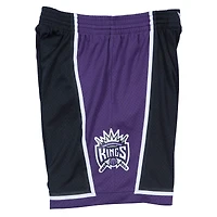 Sacramento Kings Mitchell & Ness Hardwood Classics Team Black 2000-01 Swingman Shorts