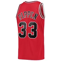 Youth Chicago Bulls Scottie Pippen Mitchell & Ness 1997-98 Hardwood Classics Swingman Red Jersey
