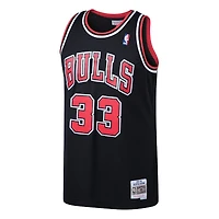 Chicago Bulls Scottie Pippen Mitchell & Ness 1997-98 Hardwood Classics Swingman Player Black Jersey