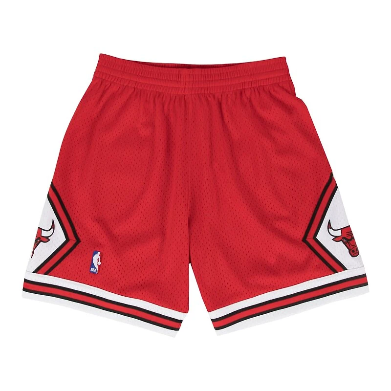 Chicago Bulls Mitchell & Ness Hardwood Classics Red 1997-98 Road Swingman Shorts