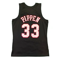 Chicago Bulls Scottie Pippen Mitchell & Ness 1997-98 Hardwood Classics Black Swingman Jersey