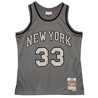 New York Knicks Patrick Ewing Mitchell & Ness 1991-92 Metal Works Swingman Jersey
