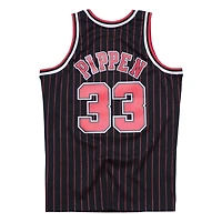 Chicago Bulls Scottie Pippen Mitchell & Ness Alternate 1995-96 Hardwood Classics Pinstripe Swingman Jersey