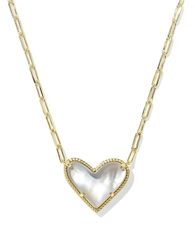 Ari Heart Statement Short Pendant Necklace