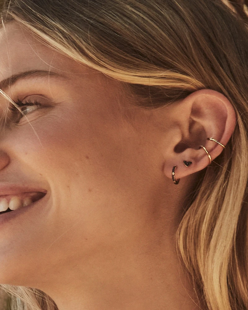 Heart 14k Yellow Gold Stud Earrings in Black Diamond