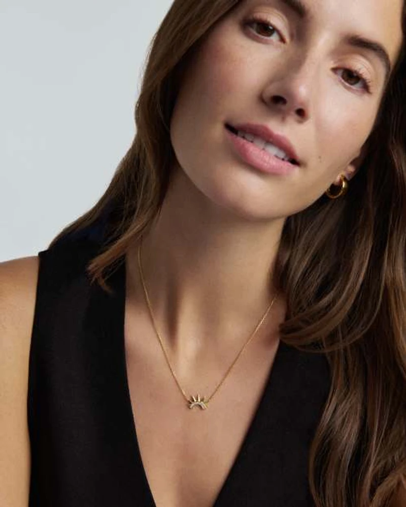 Crown 18k Yellow Gold Vermeil Short Pendant