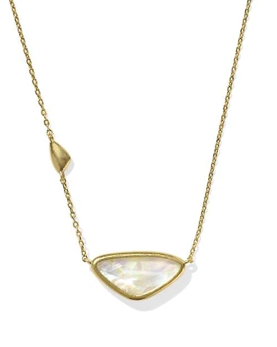 Margot Vintage Gold Short Pendant Necklace