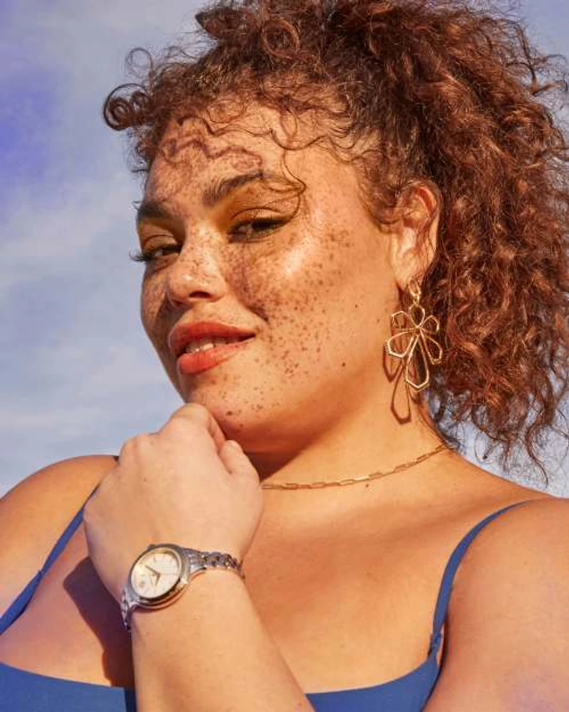 Layne Metal Statement Earrings Gold