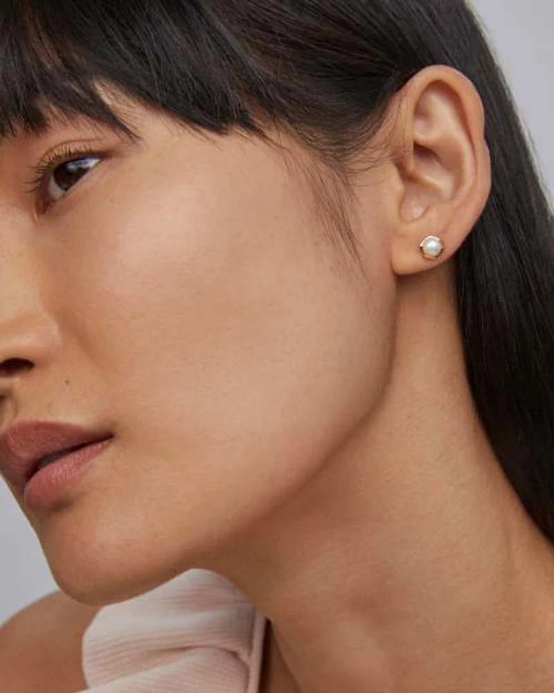 Davie Pearl Sterling Silver Stud Earrings Freshwater Cultured