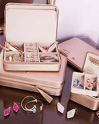 Medium Travel Jewelry Case in Rose Gold