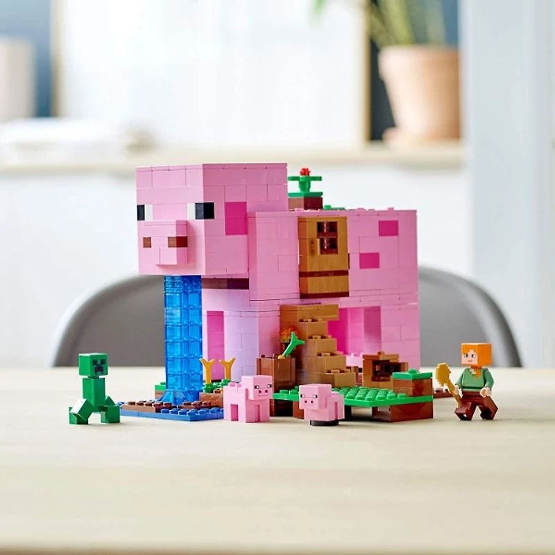 LEGO Minecraft The Pig House Minecraft Toy