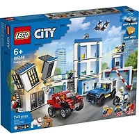 LEGO City: Police Station – 743 pieces