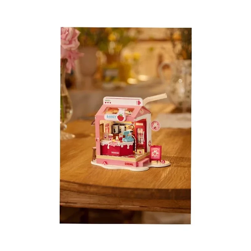 Robotime 3D Wooden Puzzle Strawberry Milk Box