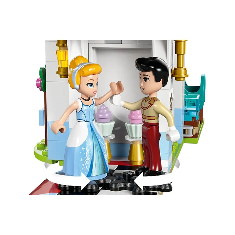 LEGO Disney Cinderella’s Castle And Horse Carriage 596 Pieces