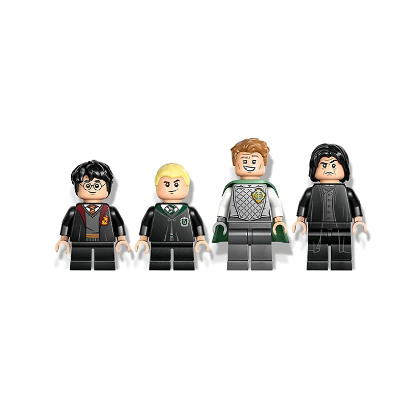 LEGO Harry Potter Hogwarts Castle Dueling Club 158 Pieces