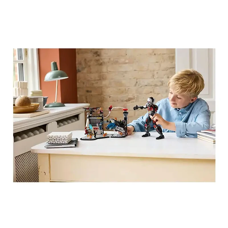 LEGO Marvel Captain America Civil War Action Battle
