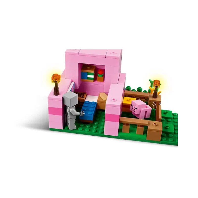LEGO Minecraft The Baby Pig House 238 Pieces
