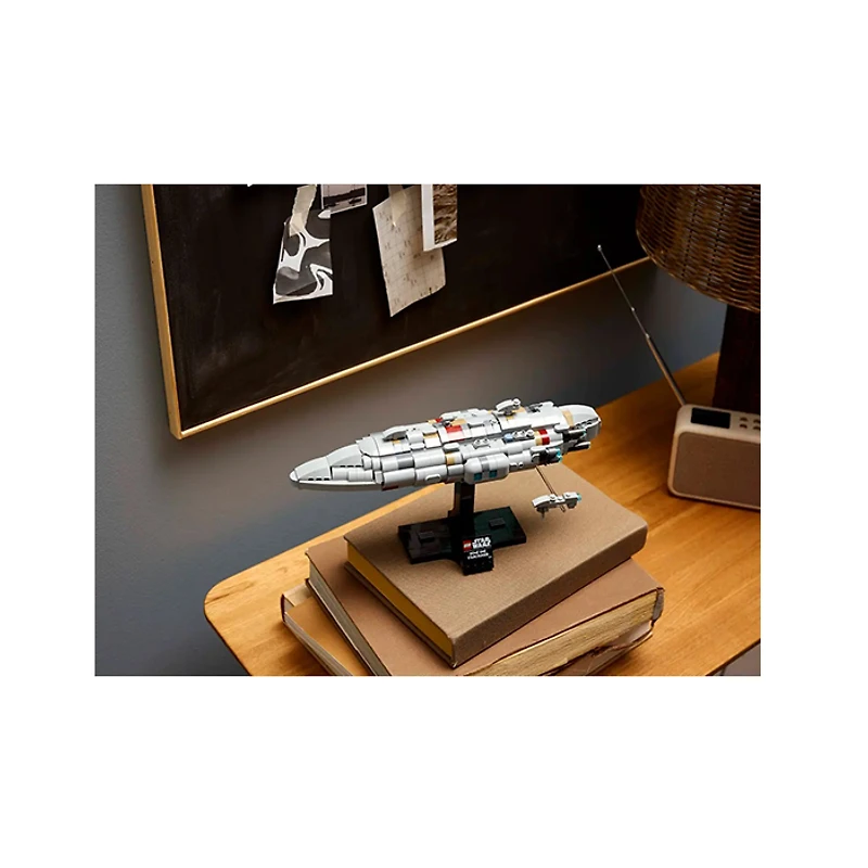LEGO Star Wars Home One Starcruiser 559 Pieces