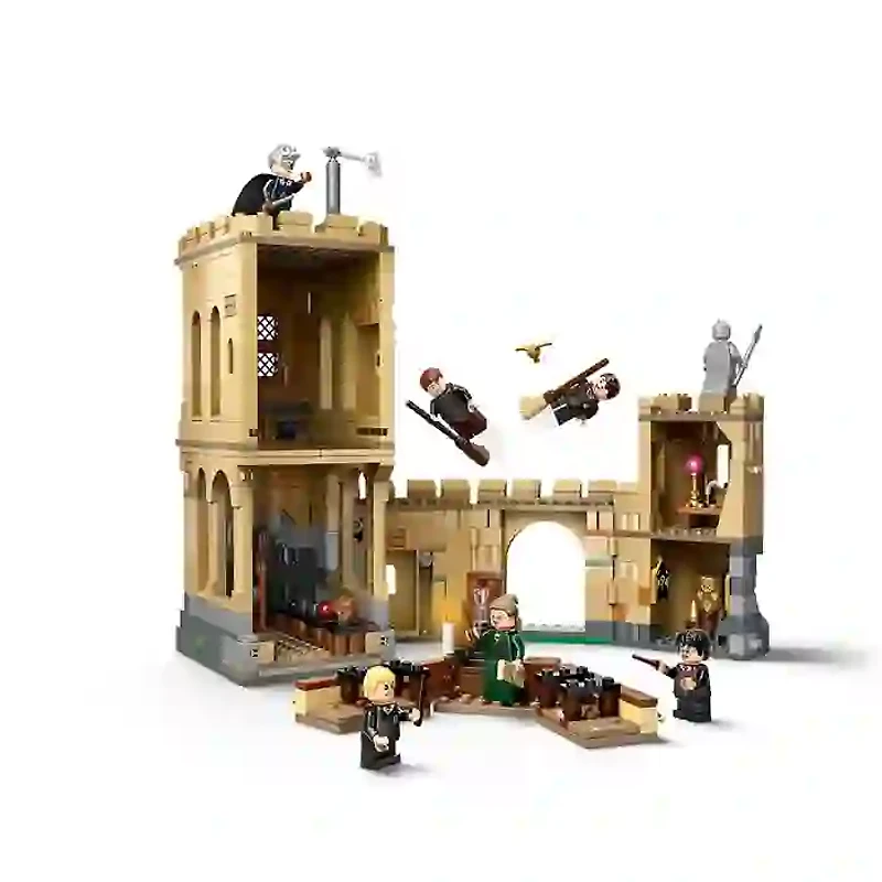 LEGO Harry Potter Hogwarts Castle Flying Lessons 651 Pieces