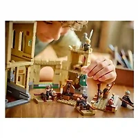 LEGO Harry Potter Hogwarts Castle Flying Lessons 651 Pieces