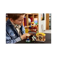 LEGO Minecraft The Ghast Balloon Village Attack 555 Pieces