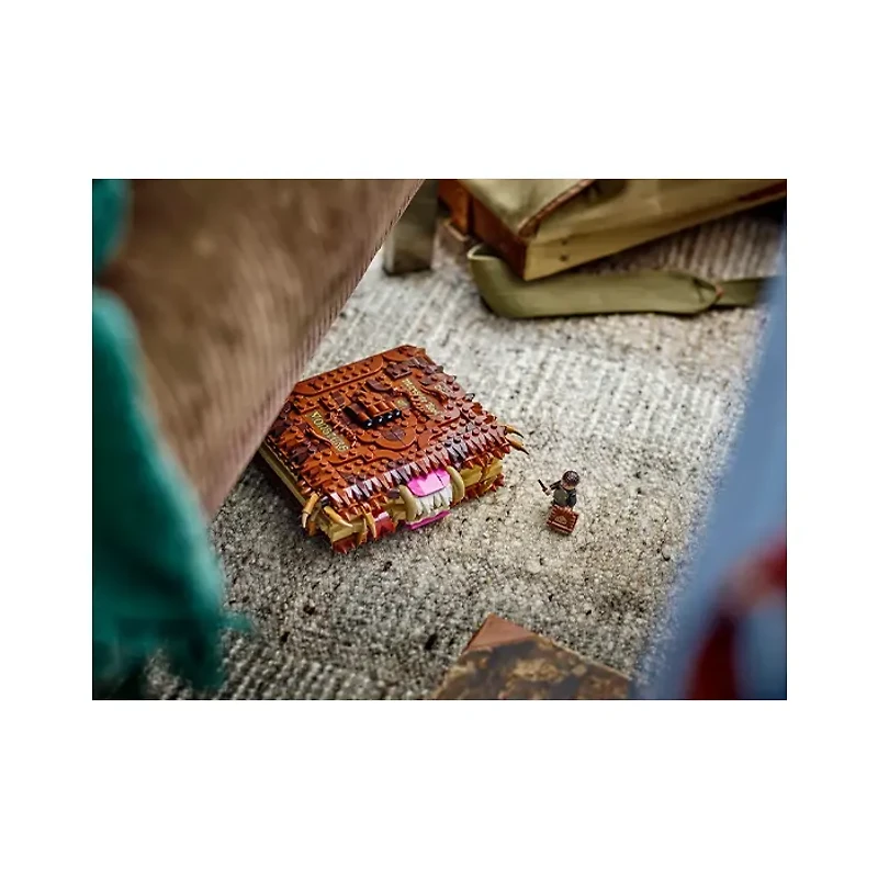 LEGO Harry Potter Chomping Monster Book of Monsters 518 Pieces