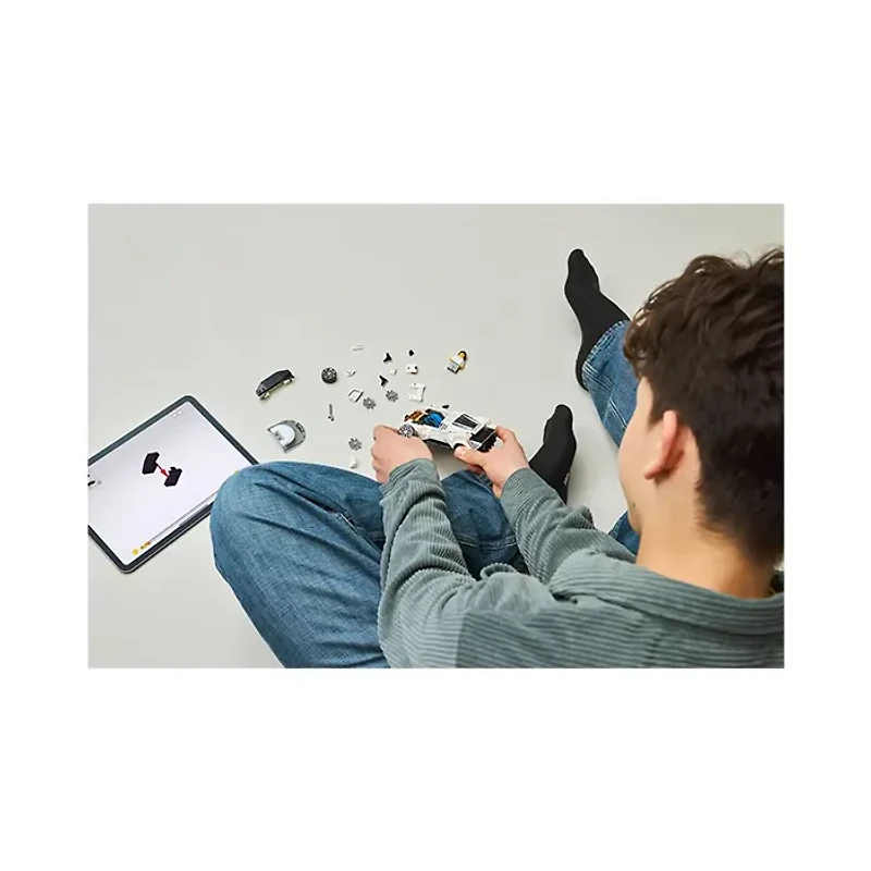 LEGO Speed Champions Bugatti Centodieci Hyper Sports Car 291 Pieces