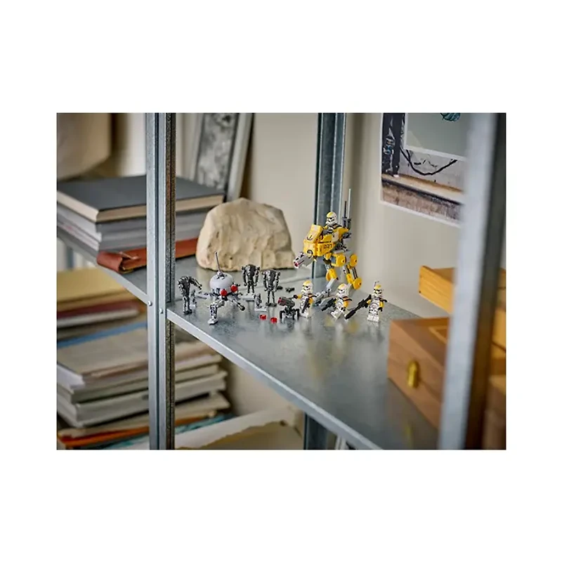 LEGO Star Wars 327th Star Corps Clone Troopers Battle Pack 258 Pieces