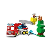 LEGO DUPLO Fire Truck with Hose and Firefighter 28 Pieces