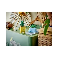 LEGO The Botanical Collection Happy Plants 217 Pieces