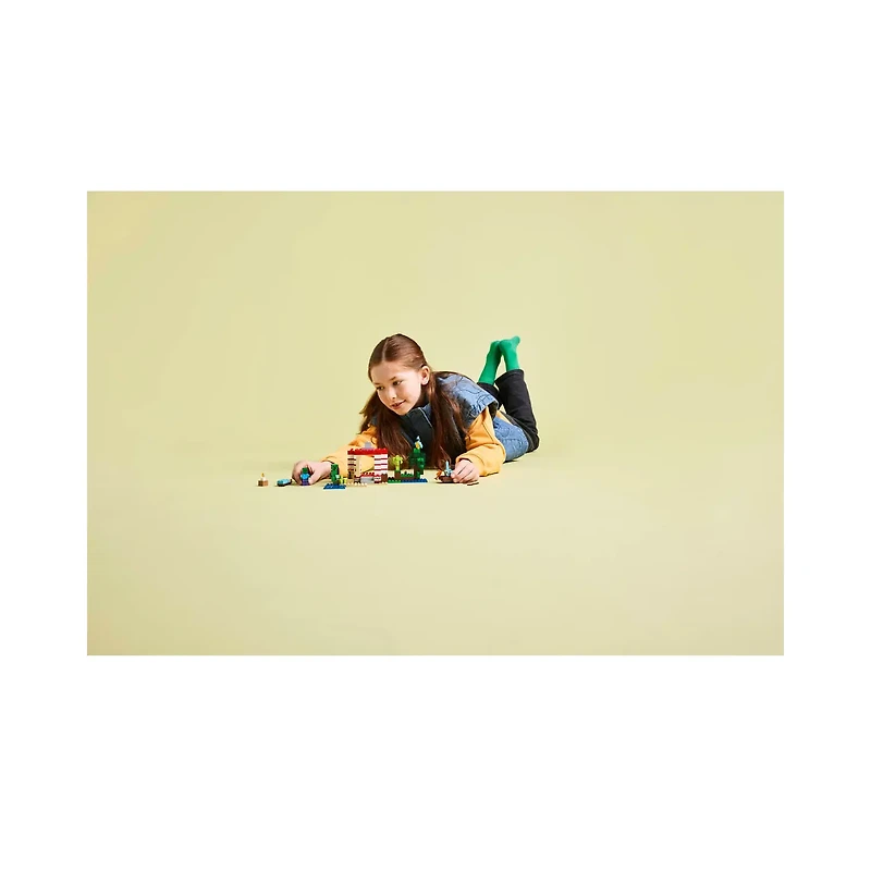 LEGO Minecraft The TNT Jungle House 287 Pieces