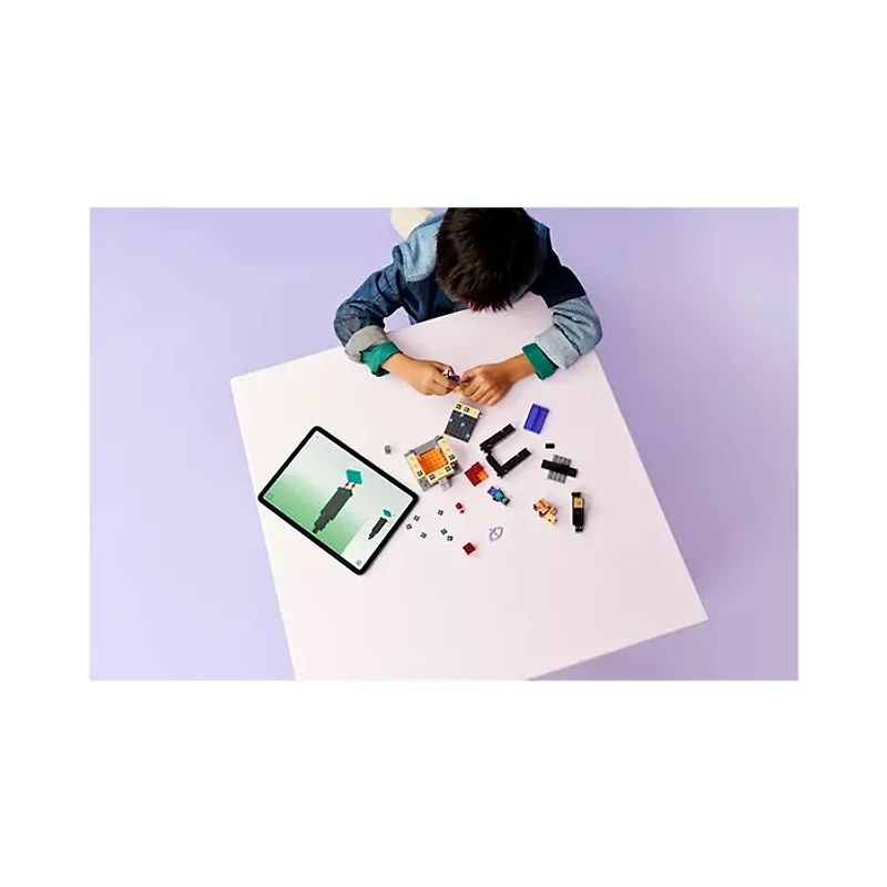 LEGO Minecraft Nether & End Portal Journey 192 Pieces