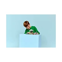 LEGO Minecraft The Pale Garden 243 Pieces