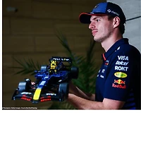 LEGO Technic™ Oracle Red Bull Racing RB20 F1 Car 1639 Pieces