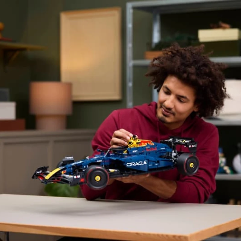 LEGO Technic™ Oracle Red Bull Racing RB20 F1 Car 1639 Pieces