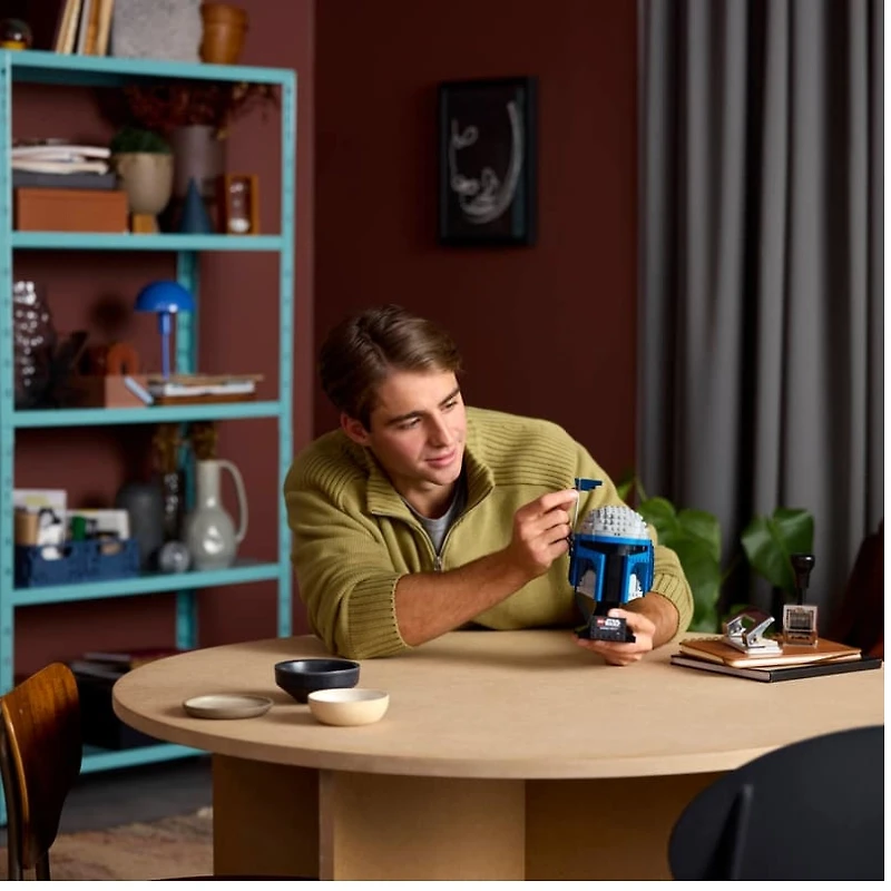 LEGO Star Wars™ Jango Fett™ Helmet 616 Pieces