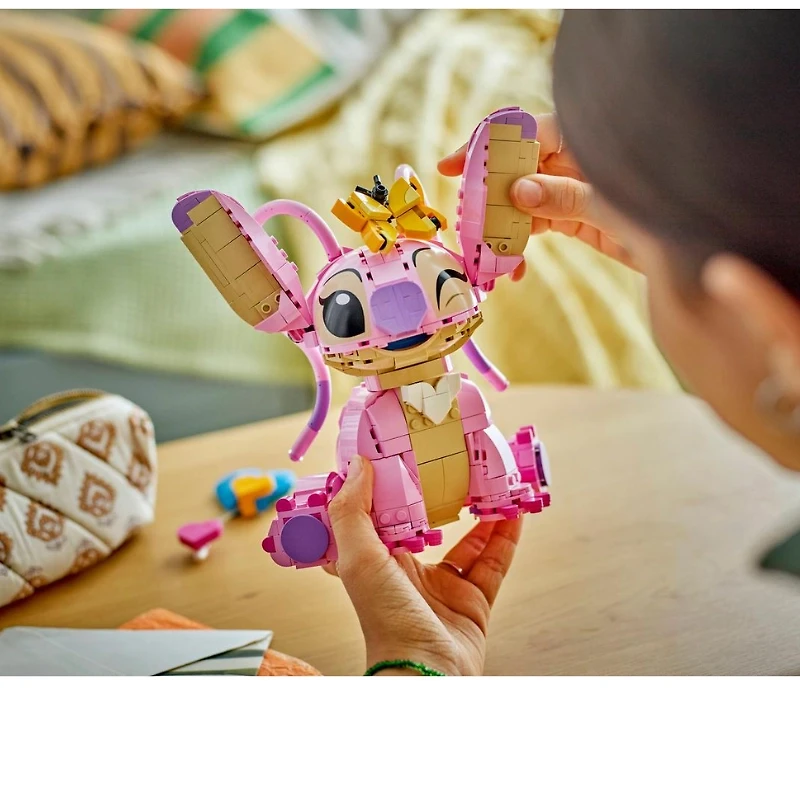 LEGO Disney™ Angel 784 Pieces