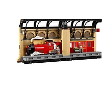 LEGO Harry Potter™ Book Nook: Hogwarts™ Express  832 Pieces