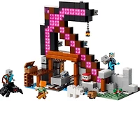 LEGO Minecraft® The Pickaxe Mine  530 Pieces