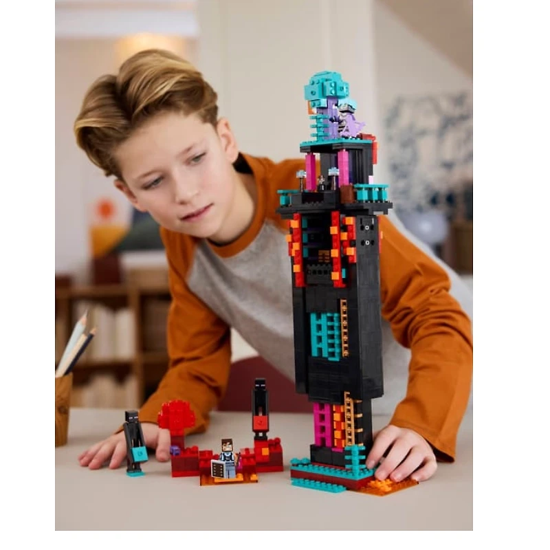 LEGO Minecraft® The Enderman Tower 867 Pieces