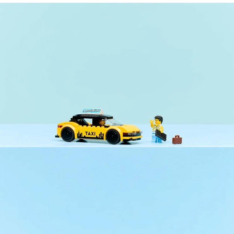 LEGO City Yellow Taxi 122 Pieces