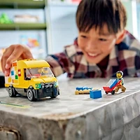 LEGO City The LEGO® Van 276 Pieces