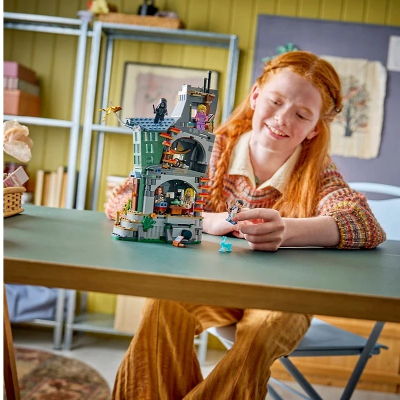 LEGO Harry Potter™ Luna Lovegood’s House 764 Pieces